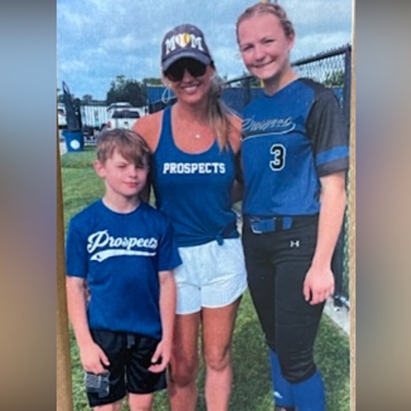 Meet your Posher, Katie - Picture 3 of 3